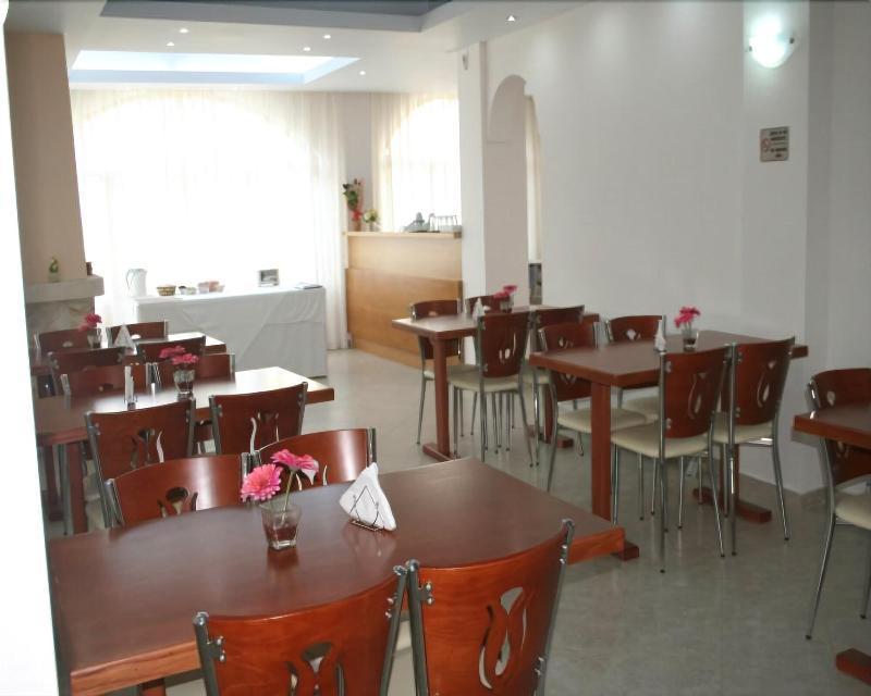 Posidonia Pension Amarynthos Ngoại thất bức ảnh