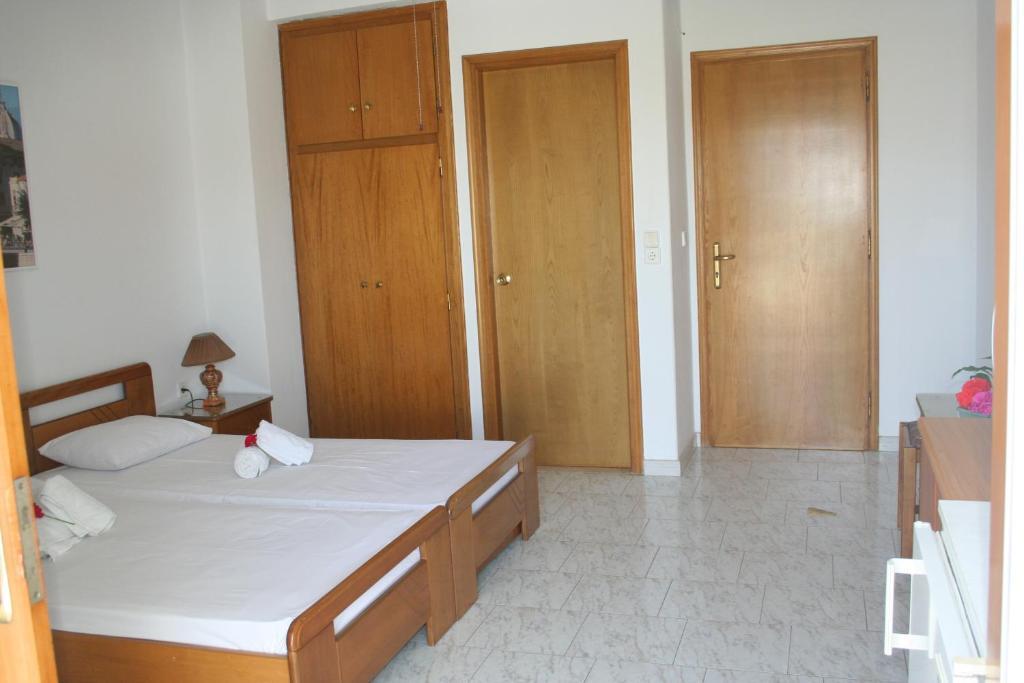 Posidonia Pension Amarynthos Phòng bức ảnh
