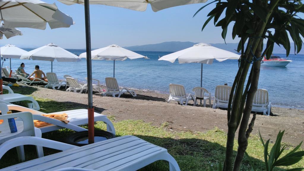 Posidonia Pension Amarynthos Ngoại thất bức ảnh
